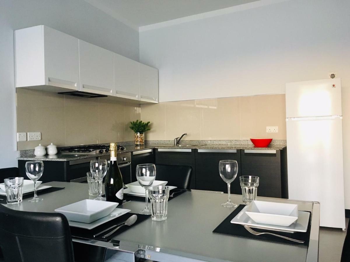 Moby Dick Xlendi Holiday Apartments المظهر الخارجي الصورة